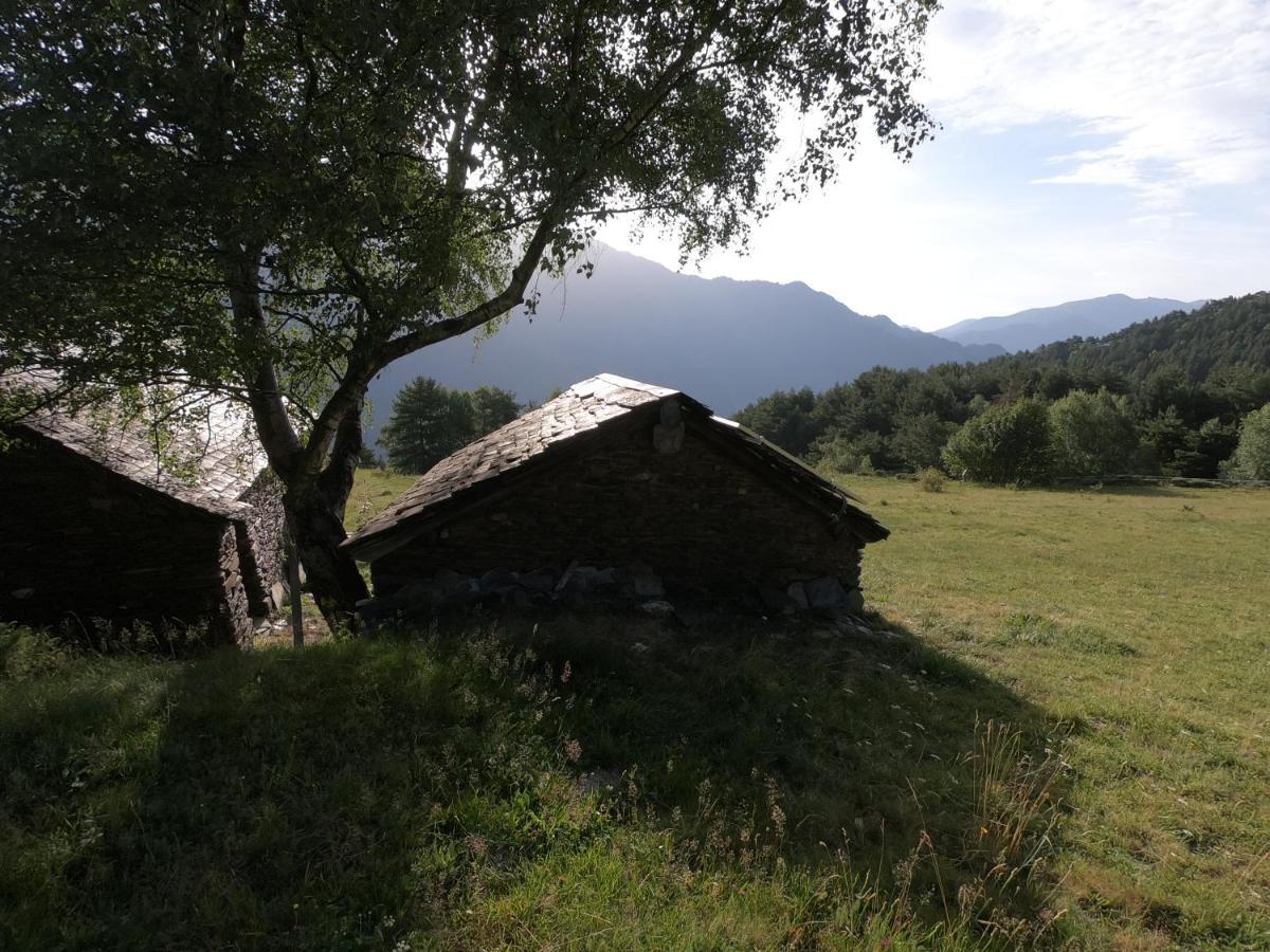 Bordes Pirineu, Costuix Hotell Areu Eksteriør bilde